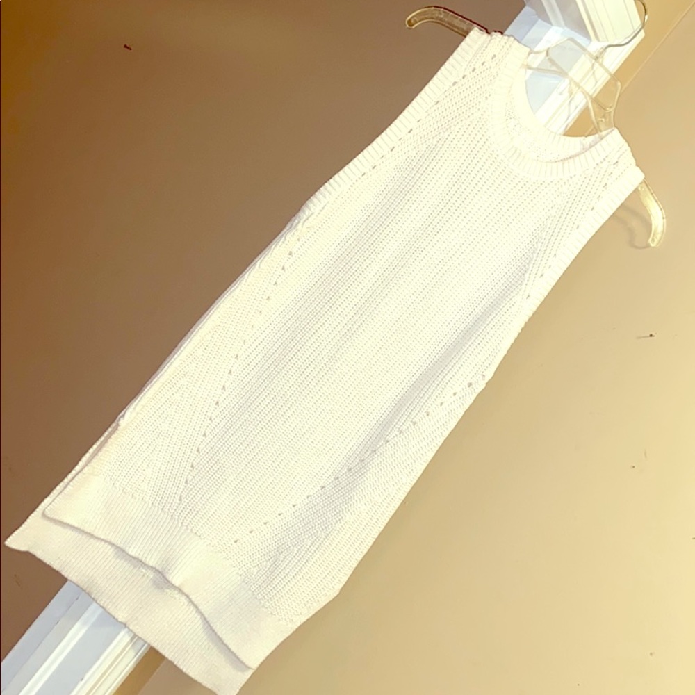 Lou & Grey Sleeveless Sweater